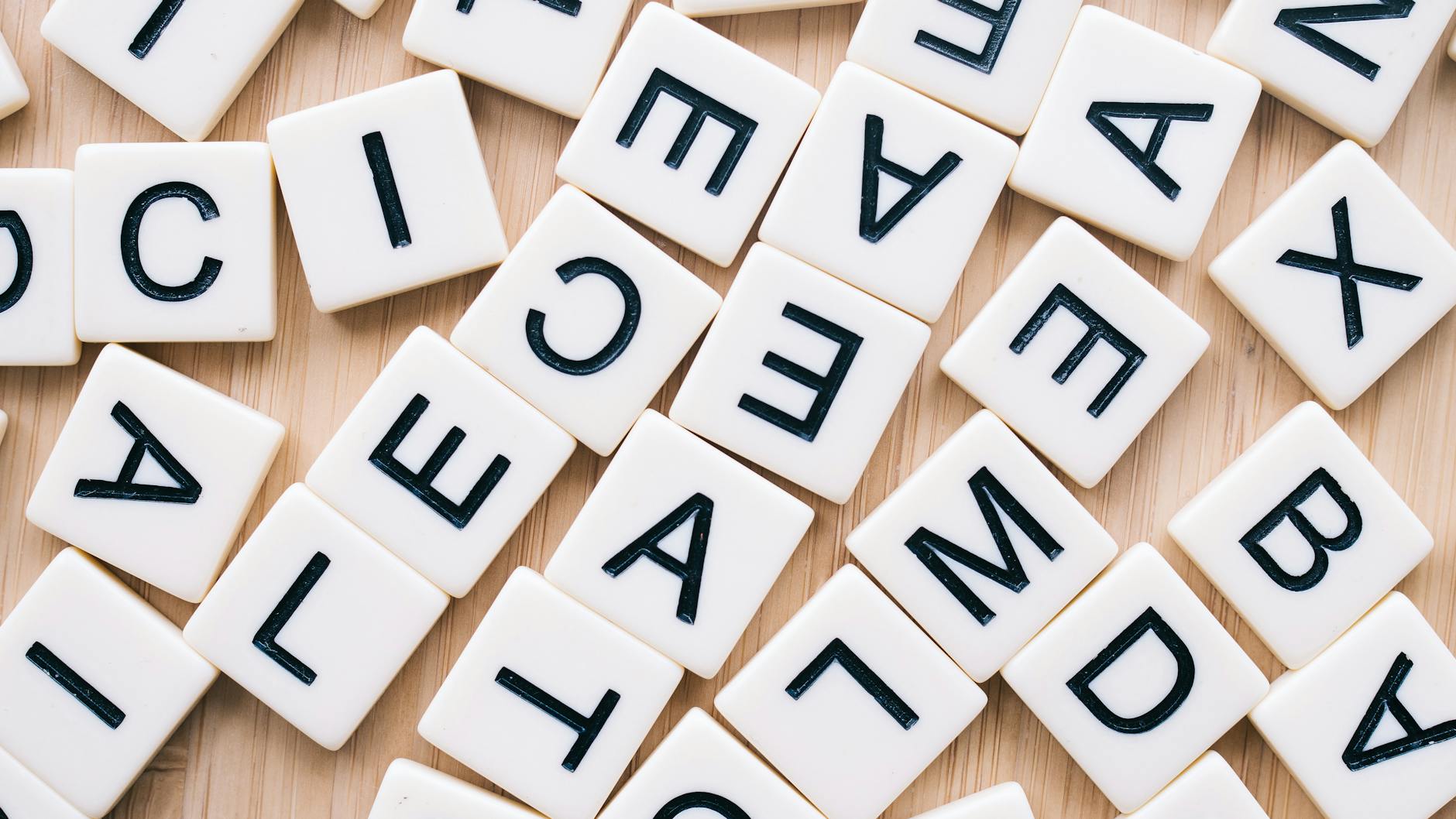 Large Language Models Outperform Humans in Fraud Detection and Resistance to Motivated Investor Pressure