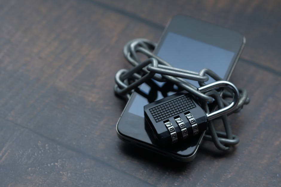 Como proteger o celular de espiões e stalkerware: guia completo