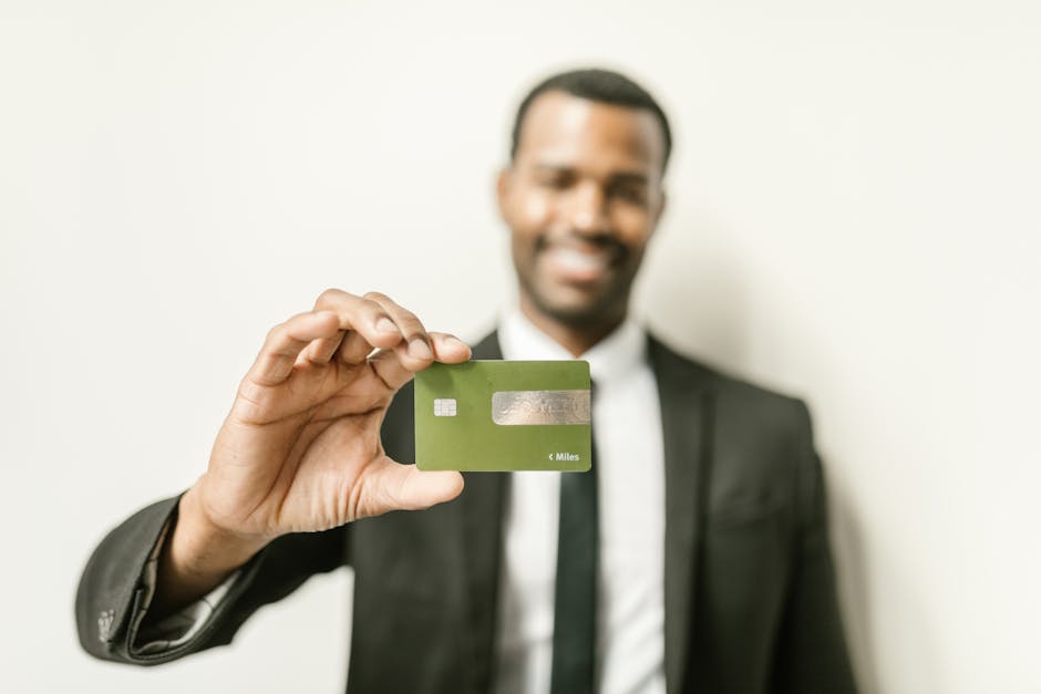 Green Cards: emissão cai pela metade desde a volta de Trump