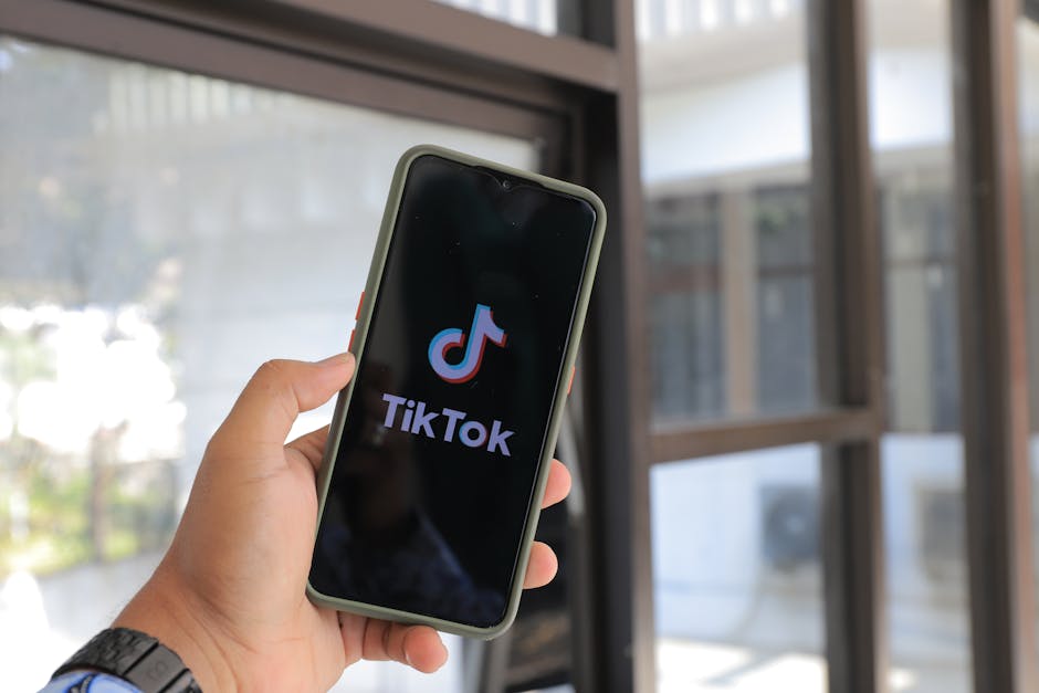 O TikTok já movimenta o PIB brasileiro — e pode ter gerado até 447 mil empregos em um ano
