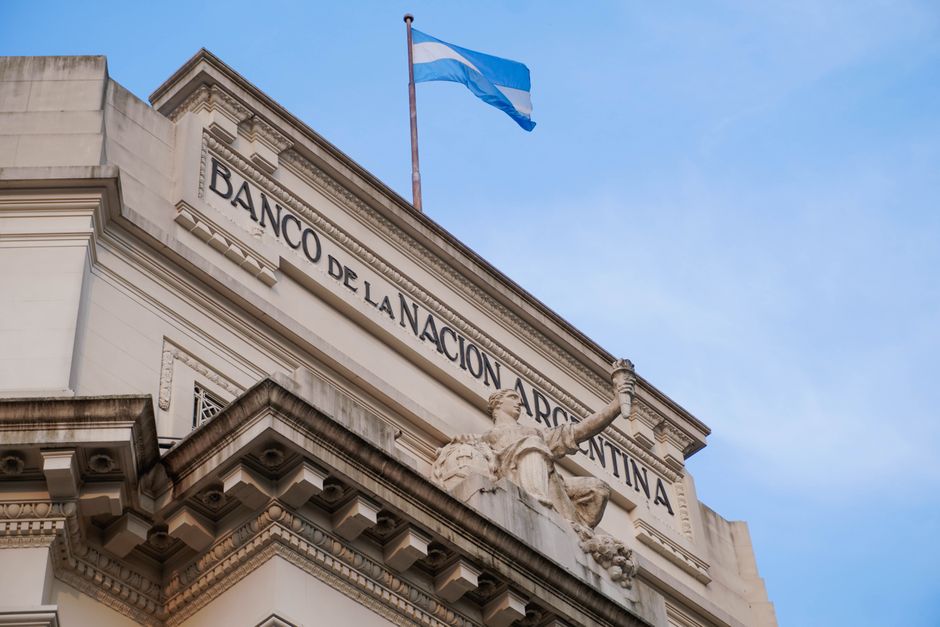 Bancos do Brasil e da Argentina correm por estrutura para ativos digitais, aponta guia