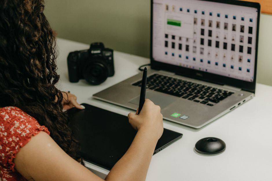 Desigualdade digital: como a IA impulsiona alguns e deixa outros para trás