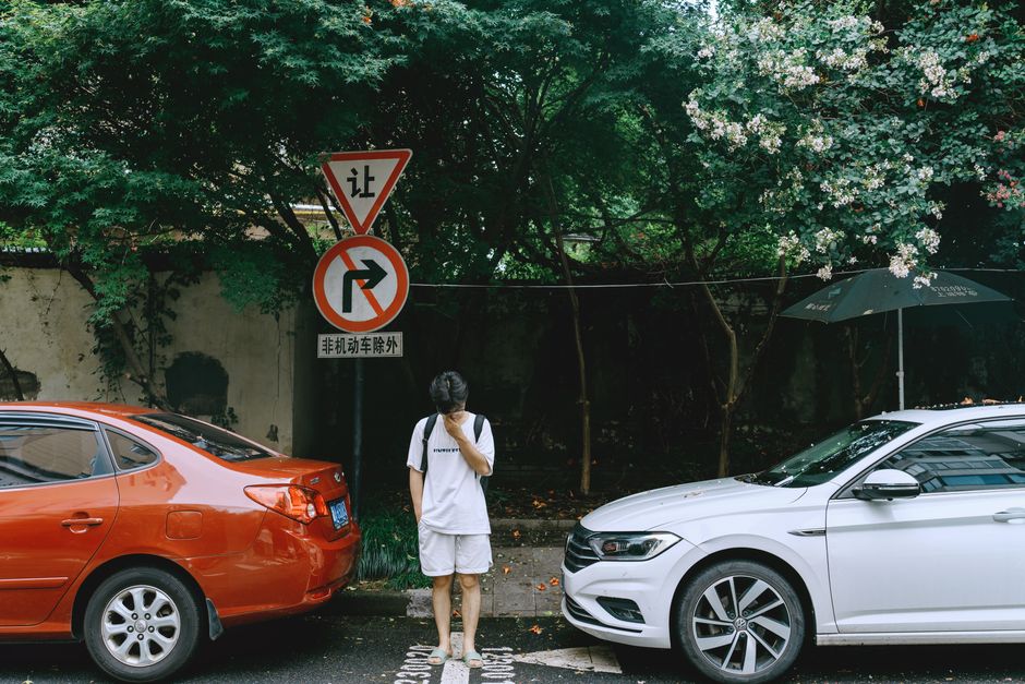 China chega a 146 marcas de carros elétricos com estreia de fabricante de aspirador no setor