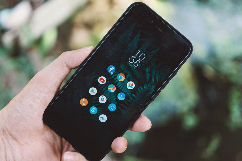 Apps de viagem: o que realmente vale a pena instalar antes de sair de casa?