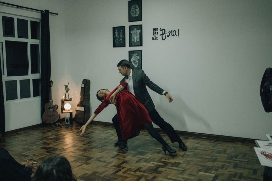 Dança das cadeiras: por que um em cada quatro brasileiros quer mudar de emprego nos próximos meses