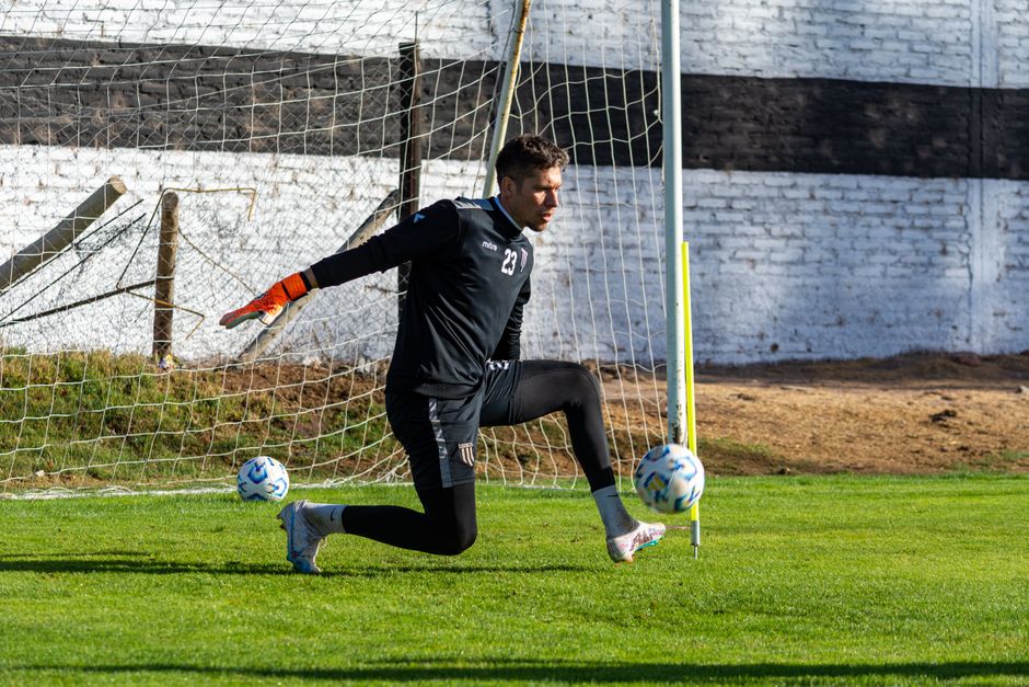 EUA x Bélgica: goleiro comete frango histórico e decide eliminação; veja vídeo