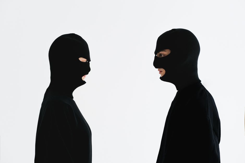 How A Gang of Thieves Pulled Off a Multimillion-Dollar Data Center Heist