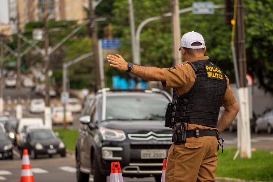 Agentes da Polícia Federal trocam tiros com suspeitos de tráfico no Aeroporto de Guarulhos