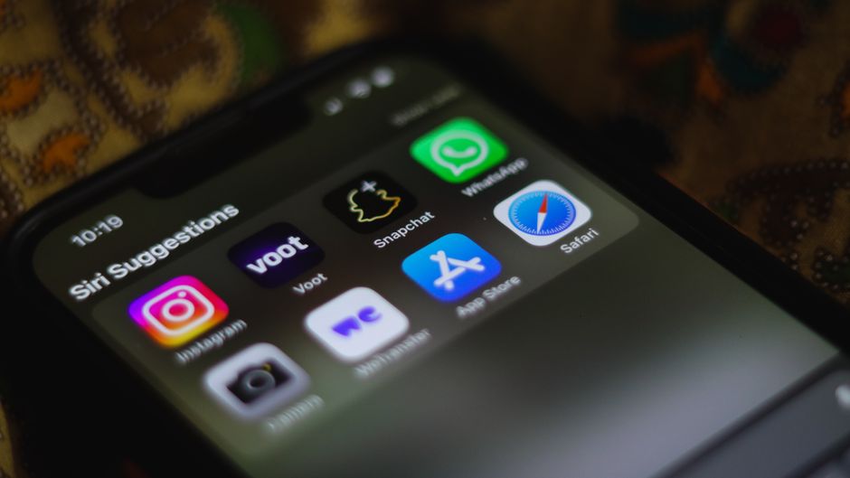 Apple's Siri AI Can Be Swapped Out for Claude, ChatGPT, Code Shows