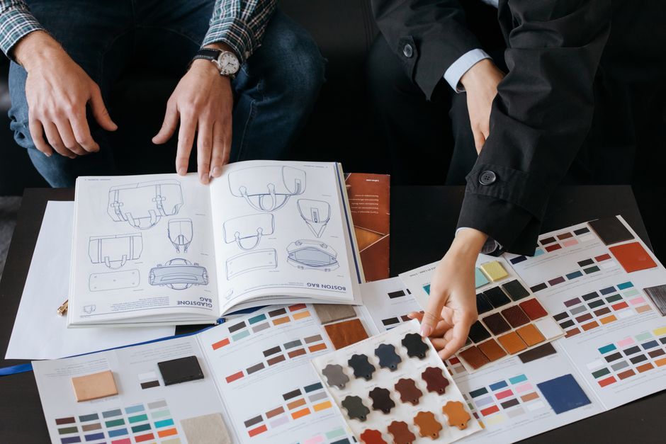 Como designers estão usando Canva e Figma com IA sem perder o controle criativo