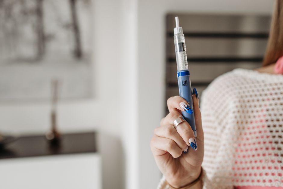Canetas emagrecedoras podem afetar ovulação e ciclo menstrual, sugere estudo