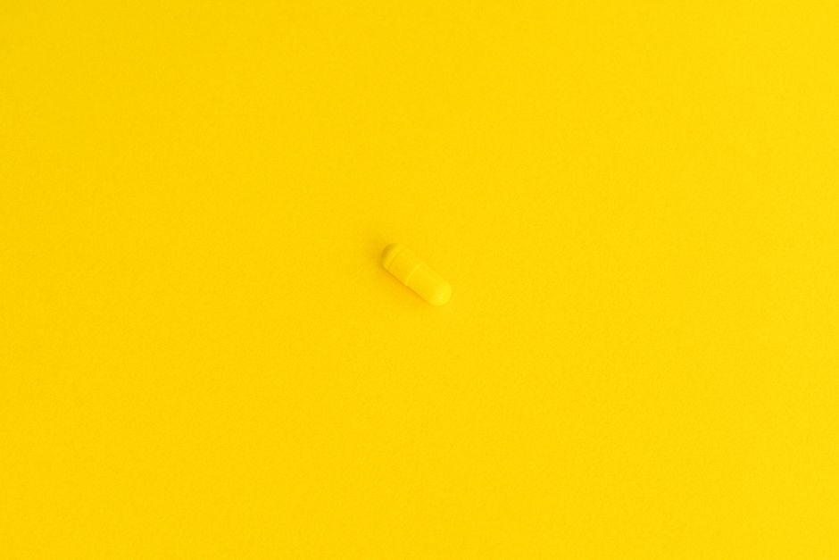 Vitamina C está associada a cérebro mais saudável em idosos, indica estudo