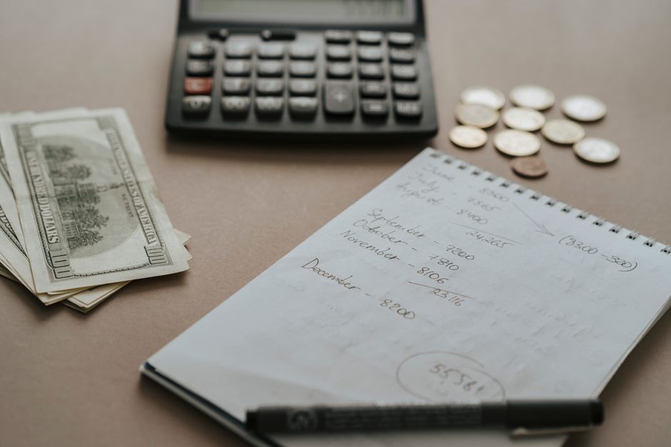 Política fiscal no Brasil e inflação e emprego nos EUA: o que move os mercados