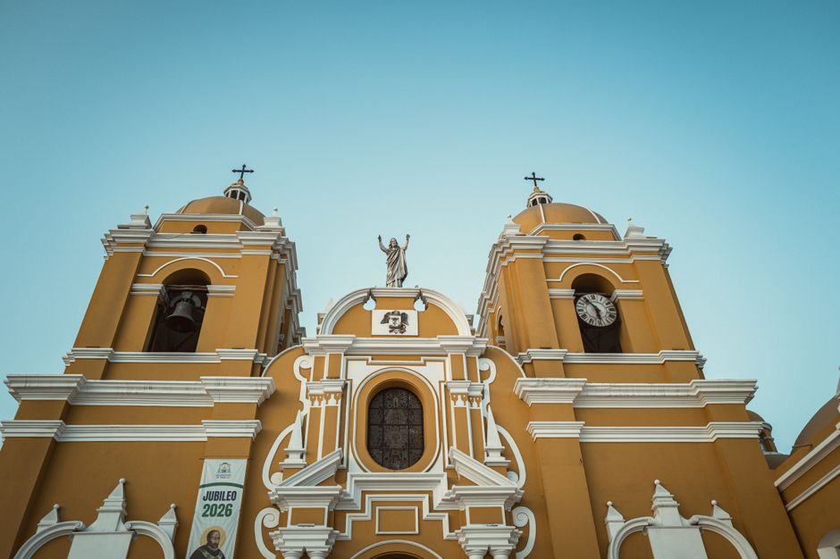 Eleições 2026: quem lidera as últimas pesquisas para o Senado em SP, RJ, MG, PE e DF?