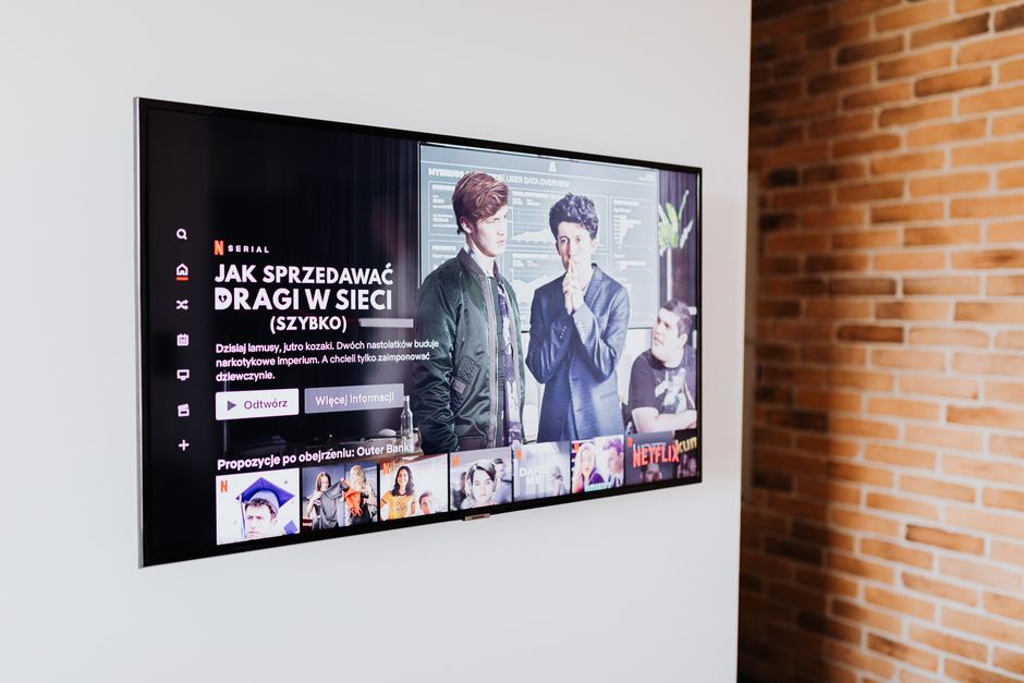 Netflix aumenta o preço das assinaturas no Brasil; plano salta para R$ 71,90